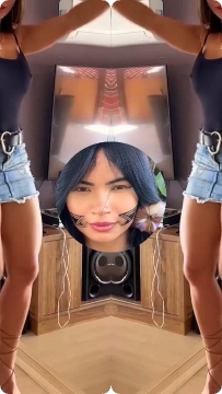 Mirrored Effect with Decorative Face