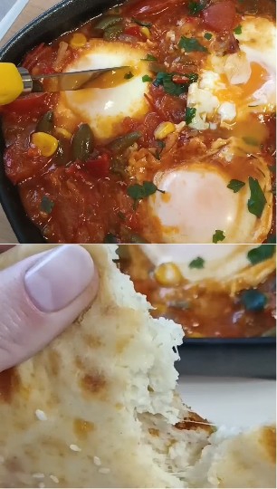 Eggs in Sauce and Bread Pairing