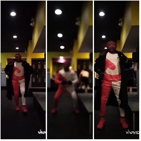 Individual Posing in Different Panels
