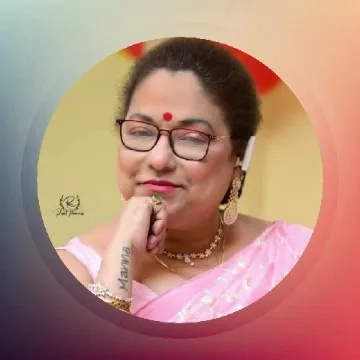 Woman in Saree with Gentle Smile