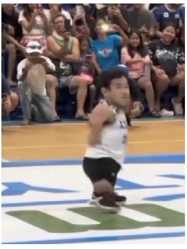 Person with Dwarfism on Court