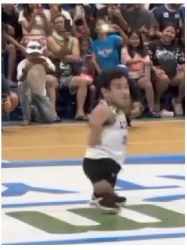 Person with Dwarfism on Court