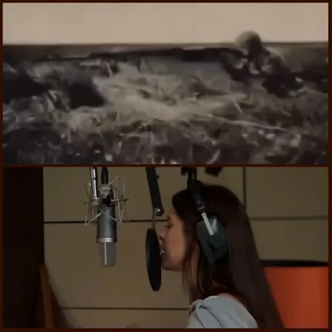 Monochrome Scene and Singing Woman