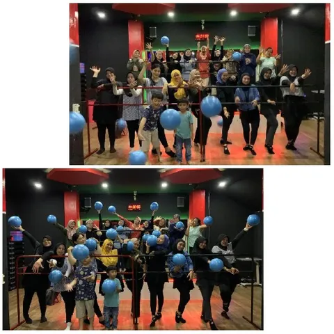 Group Photos with Balloons Indoors