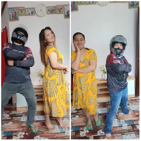 Casual Outfit Exchange in Living Room