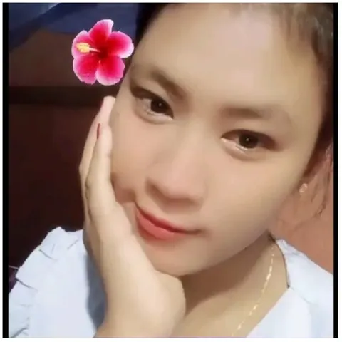 Resting Chin with Decorative Flower